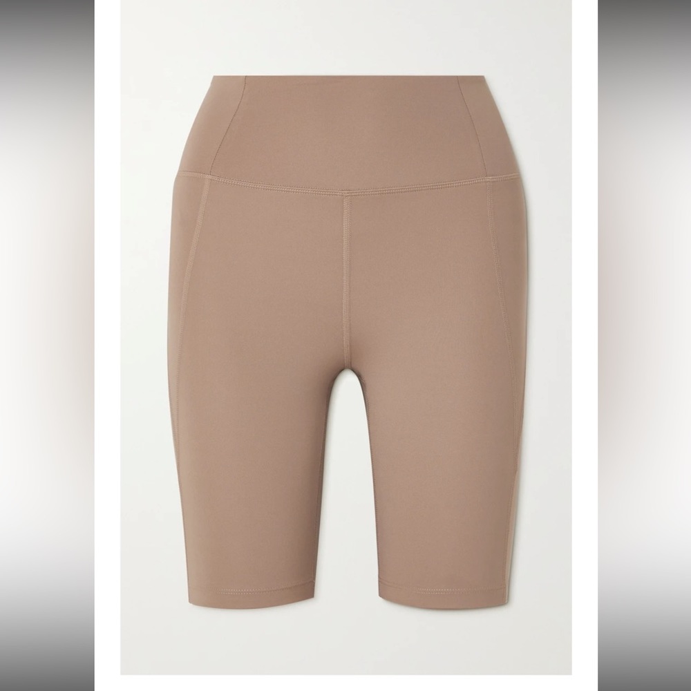 GIRLFRIEND COLLECTIVE BIKER SHORTS BEIGE SZ S